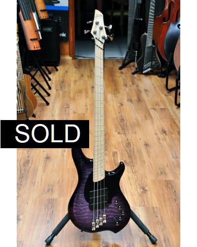 Dingwall Combustion 3 pickup 4 string Ultra Violet